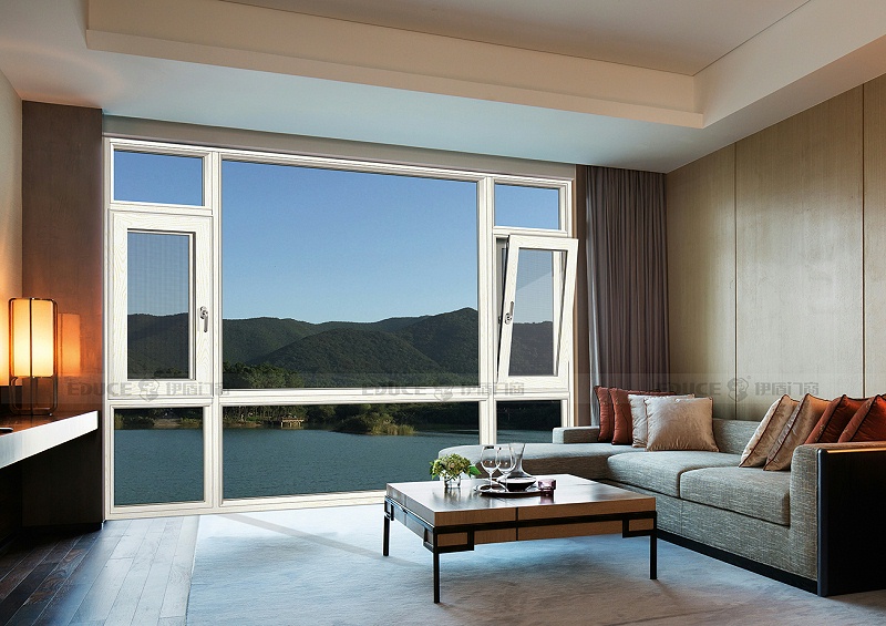 伊盾安全門窗，致力于為您打造一個(gè)安全、健康、安靜的家居生活環(huán)境！